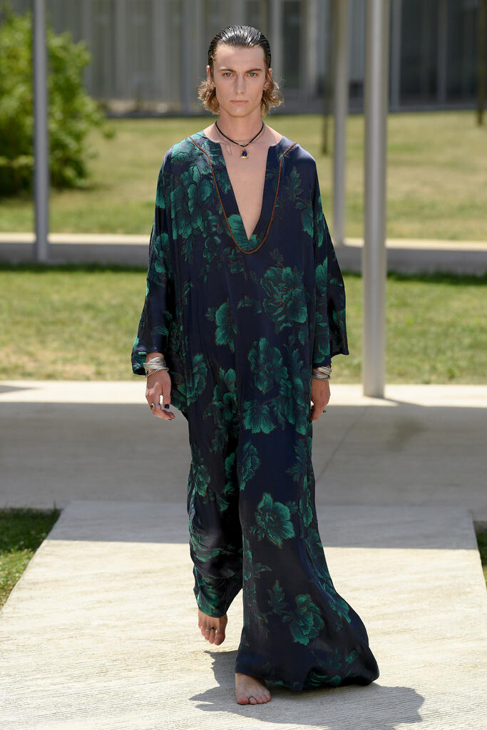 Fotoservizio/SS 2023/MEN/SFILATA/ETRO/DP2/11