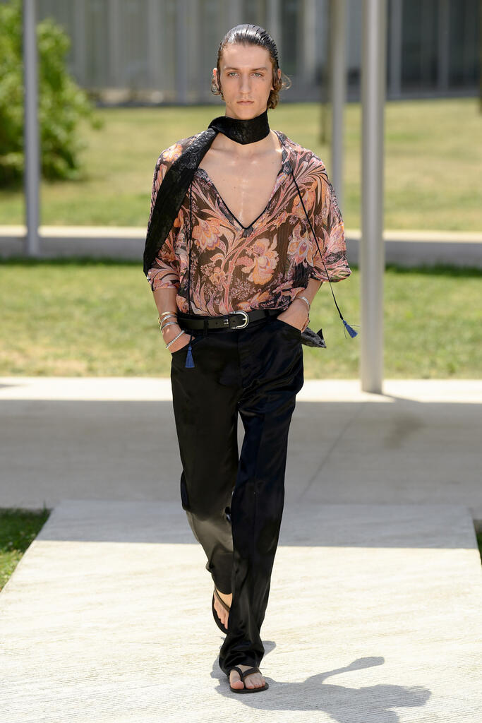 Fotoservizio/SS 2023/MEN/SFILATA/ETRO/DP2/3