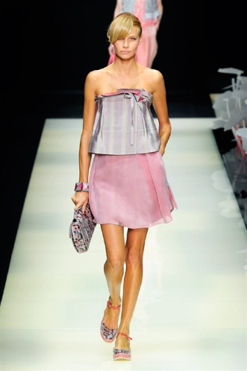 Fotoservizio/SS 2016/WOMEN/GIORGIO ARMANI/DP1/7