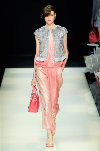 Fotoservizio/SS 2016/WOMEN/GIORGIO ARMANI/DP1/8