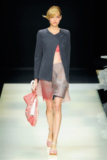 Fotoservizio/SS 2016/WOMEN/GIORGIO ARMANI/DP1/15
