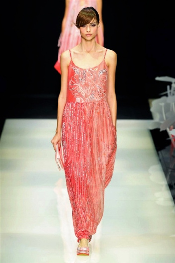 Fotoservizio/SS 2016/WOMEN/GIORGIO ARMANI/DP1/16