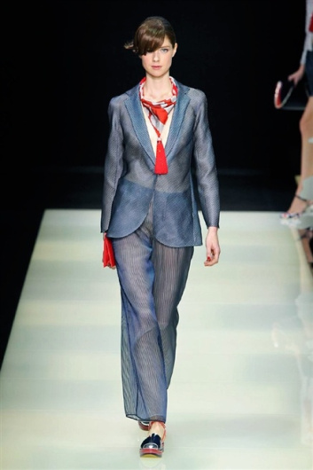 Fotoservizio/SS 2016/WOMEN/GIORGIO ARMANI/DP1/20