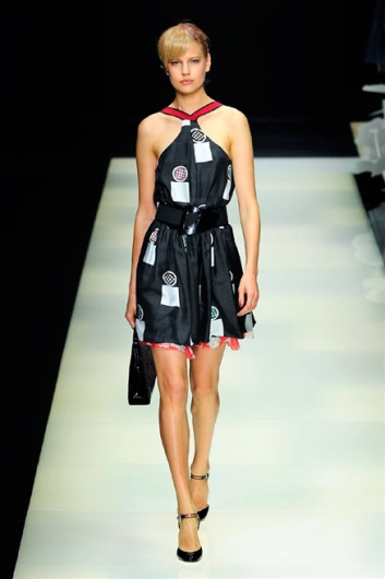 Fotoservizio/SS 2016/WOMEN/GIORGIO ARMANI/DP1/25