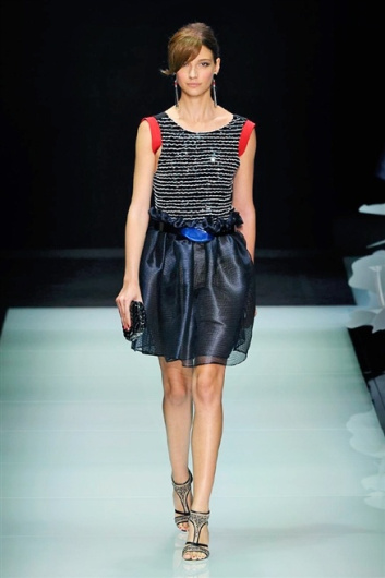 Fotoservizio/SS 2016/WOMEN/GIORGIO ARMANI/DP1/32