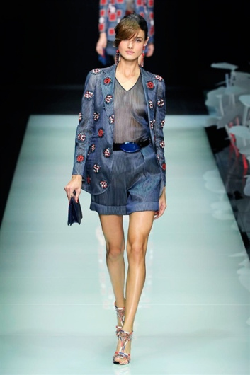 Fotoservizio/SS 2016/WOMEN/GIORGIO ARMANI/DP1/34