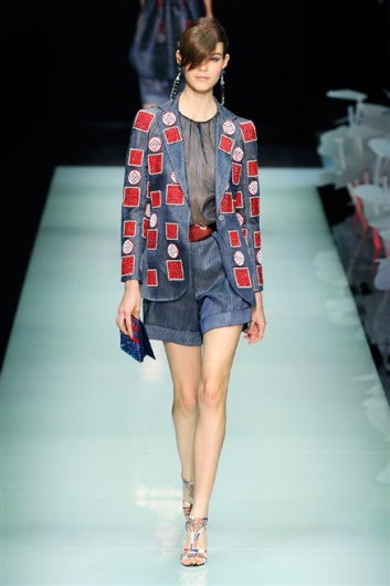 Fotoservizio/SS 2016/WOMEN/GIORGIO ARMANI/DP1/35