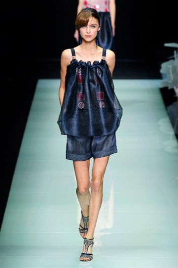 Fotoservizio/SS 2016/WOMEN/GIORGIO ARMANI/DP1/36