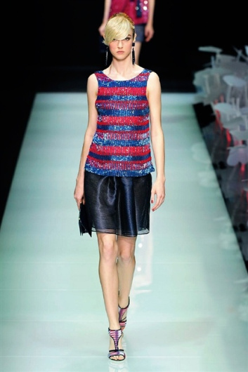 Fotoservizio/SS 2016/WOMEN/GIORGIO ARMANI/DP1/46