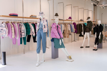Fotoservizio/SS 2023/MEN/PRESENTAZIONE/WOOLRICH/DP2/4