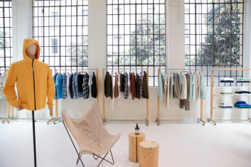 Fotoservizio/SS 2023/MEN/PRESENTAZIONE/WOOLRICH/DP2/16