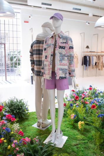 Fotoservizio/SS 2023/MEN/PRESENTAZIONE/WOOLRICH/DP2/34