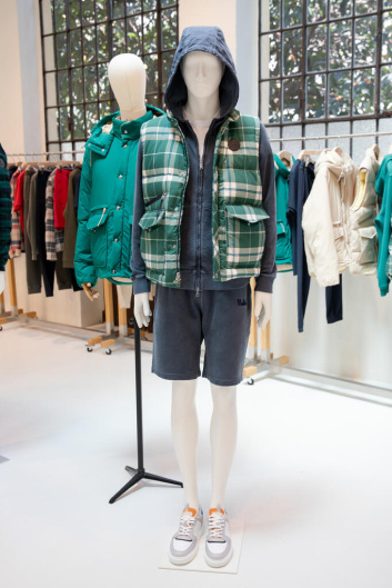 Fotoservizio/SS 2023/MEN/PRESENTAZIONE/WOOLRICH/DP2/45