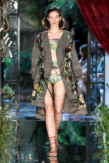 Fotoservizio/SS 2023/WOMEN/SFILATA/ANTONIO MARRAS/DP2/6