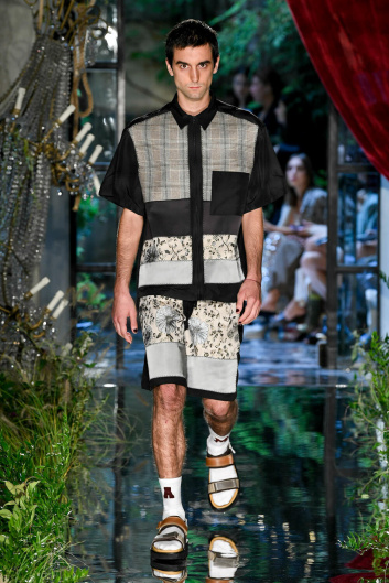 Fotoservizio/SS 2023/WOMEN/SFILATA/ANTONIO MARRAS/DP2/19