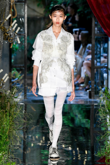 Fotoservizio/SS 2023/WOMEN/SFILATA/ANTONIO MARRAS/DP2/15