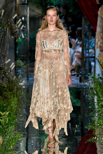 Fotoservizio/SS 2023/WOMEN/SFILATA/ANTONIO MARRAS/DP2/47