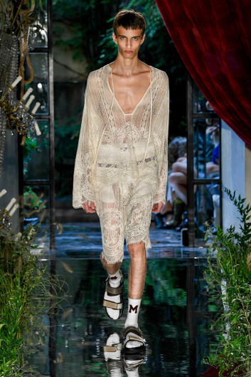 Fotoservizio/SS 2023/WOMEN/SFILATA/ANTONIO MARRAS/DP2/53