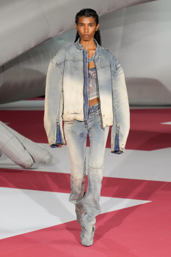 Fotoservizio/SS 2023/WOMEN/SFILATA/DIESEL/DP2/0