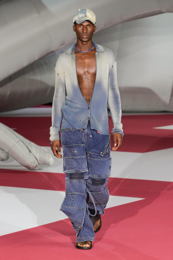 Fotoservizio/SS 2023/WOMEN/SFILATA/DIESEL/DP2/1