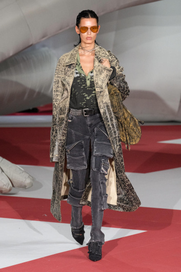 Fotoservizio/SS 2023/WOMEN/SFILATA/DIESEL/DP2/6