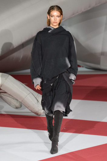 Fotoservizio/SS 2023/WOMEN/SFILATA/DIESEL/DP2/9