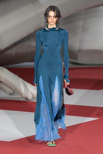 Fotoservizio/SS 2023/WOMEN/SFILATA/DIESEL/DP2/24