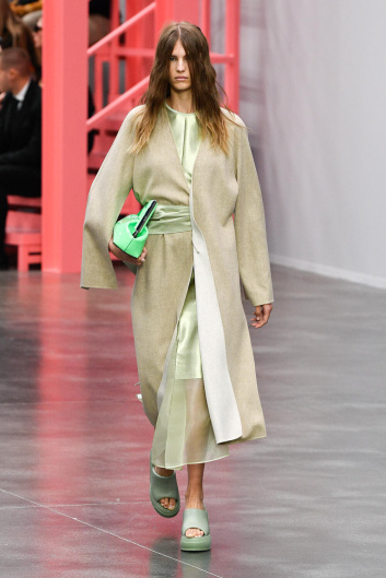 Fotoservizio/SS 2023/WOMEN/SFILATA/FENDI/DP2/6