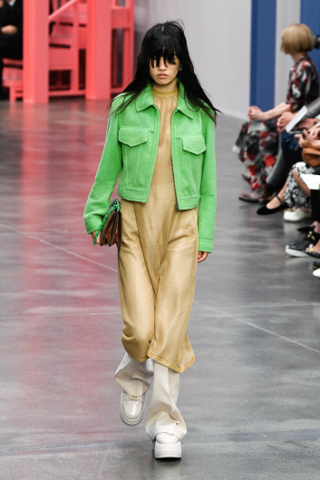 Fotoservizio/SS 2023/WOMEN/SFILATA/FENDI/DP2/1