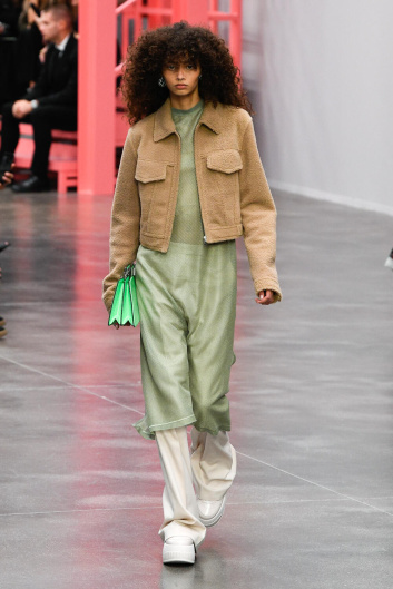 Fotoservizio/SS 2023/WOMEN/SFILATA/FENDI/DP2/13