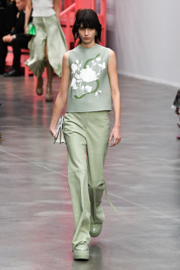 Fotoservizio/SS 2023/WOMEN/SFILATA/FENDI/DP2/9
