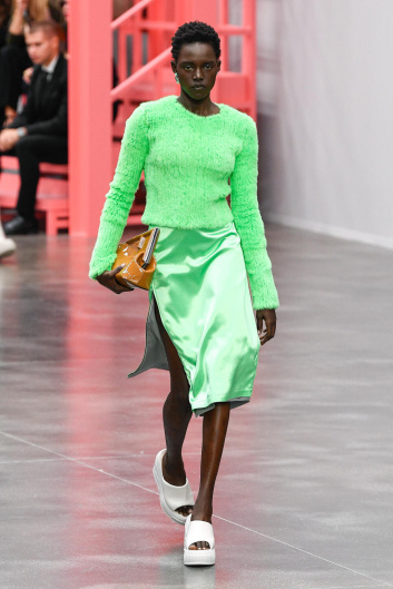 Fotoservizio/SS 2023/WOMEN/SFILATA/FENDI/DP2/26
