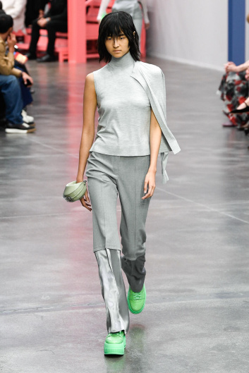 Fotoservizio/SS 2023/WOMEN/SFILATA/FENDI/DP2/34