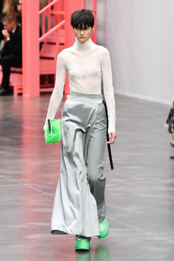Fotoservizio/SS 2023/WOMEN/SFILATA/FENDI/DP2/35