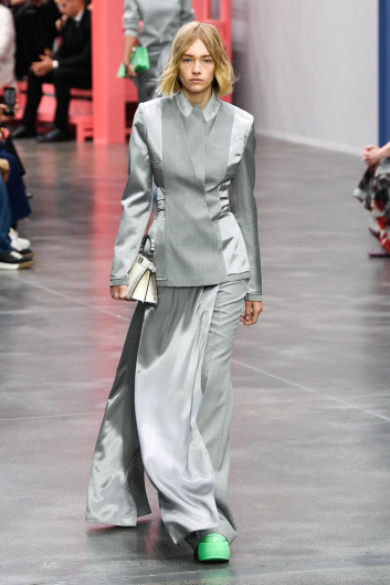 Fotoservizio/SS 2023/WOMEN/SFILATA/FENDI/DP2/38