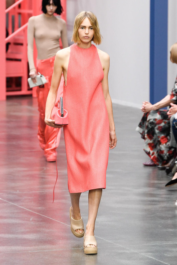 Fotoservizio/SS 2023/WOMEN/SFILATA/FENDI/DP2/52