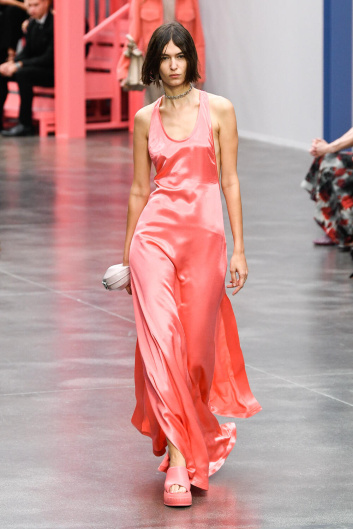 Fotoservizio/SS 2023/WOMEN/SFILATA/FENDI/DP2/50