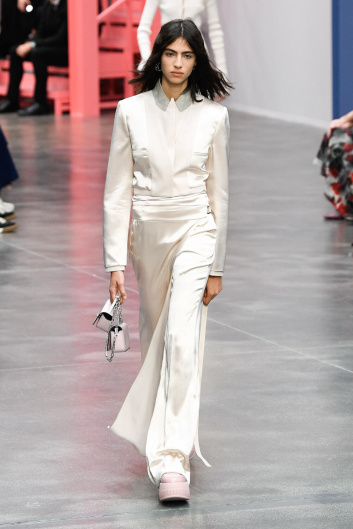 Fotoservizio/SS 2023/WOMEN/SFILATA/FENDI/DP2/63