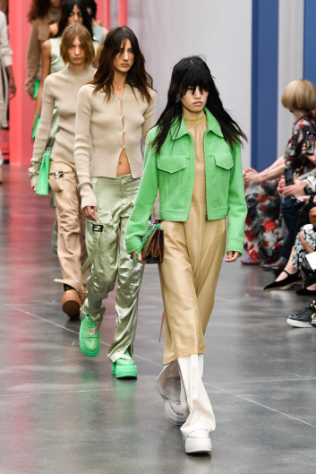 Fotoservizio/SS 2023/WOMEN/SFILATA/FENDI/DP2/66