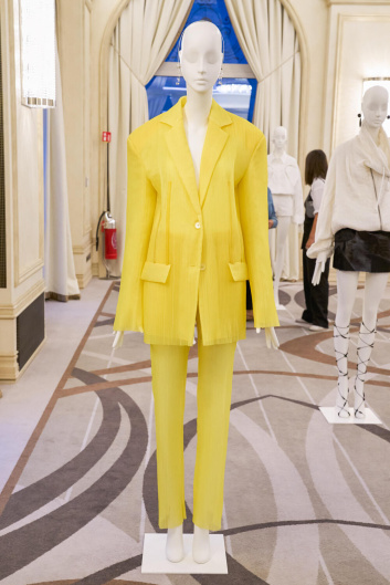 Fotoservizio/SS 2023/WOMEN/PRESENTAZIONE/KRIZIA/DP2/16