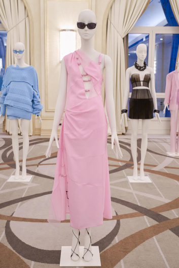 Fotoservizio/SS 2023/WOMEN/PRESENTAZIONE/KRIZIA/DP2/20