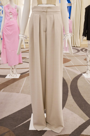 Fotoservizio/SS 2023/WOMEN/PRESENTAZIONE/KRIZIA/DP2/34