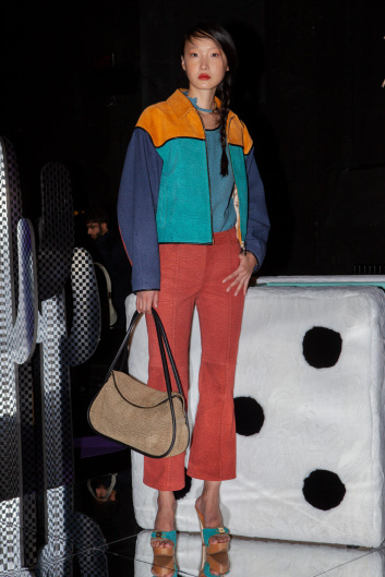 Fotoservizio/SS 2023/WOMEN/PRESENTAZIONE/BORBONESE/DP2/10