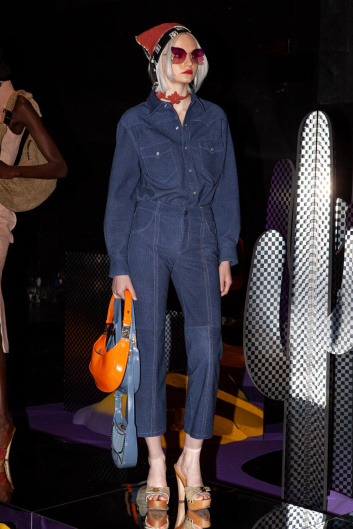 Fotoservizio/SS 2023/WOMEN/PRESENTAZIONE/BORBONESE/DP2/11