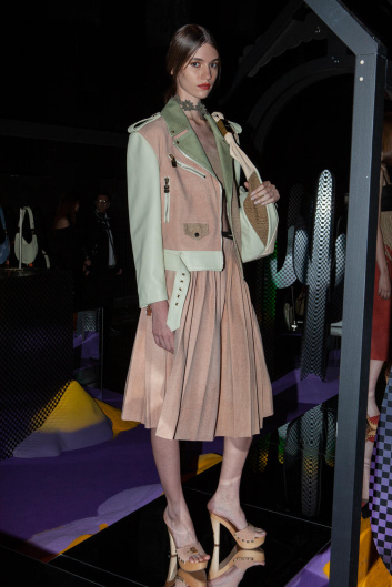 Fotoservizio/SS 2023/WOMEN/PRESENTAZIONE/BORBONESE/DP2/14