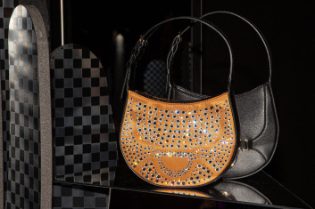 Fotoservizio/SS 2023/WOMEN/PRESENTAZIONE/BORBONESE/DP2/25