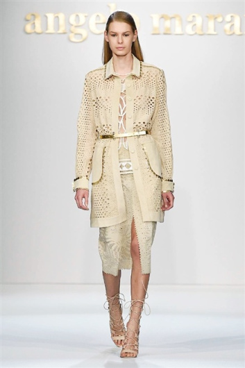 Fotoservizio/SS 2016/WOMEN/ANGELO MARANI/DP1/7