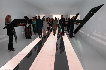 Fotoservizio/SS 2023/WOMEN/PRESENTAZIONE/HOGAN/DP2/3