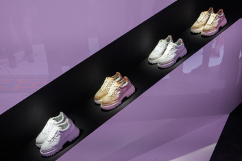 Fotoservizio/SS 2023/WOMEN/PRESENTAZIONE/HOGAN/DP2/16