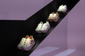 Fotoservizio/SS 2023/WOMEN/PRESENTAZIONE/HOGAN/DP2/17